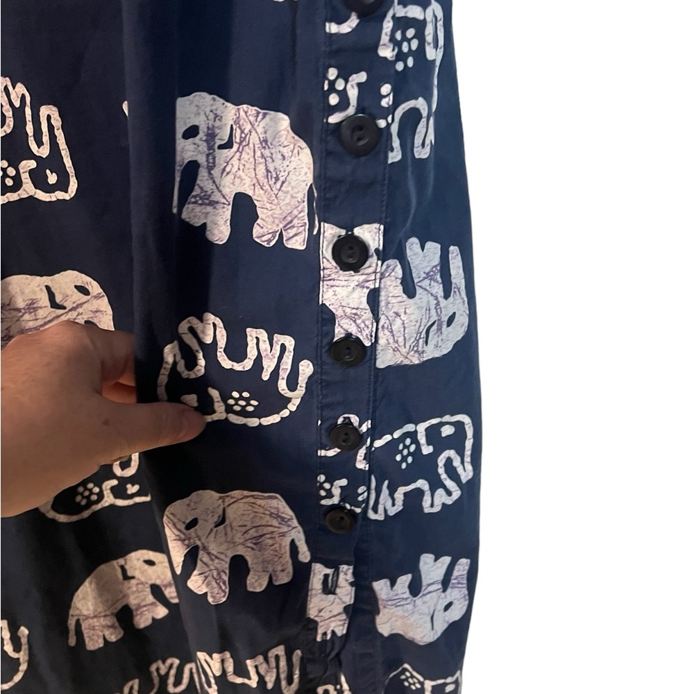 An elephant dress in size large - Picture 4 of 6